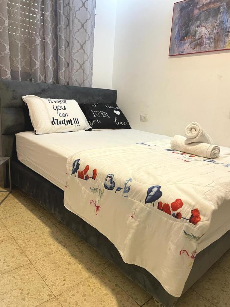 רויאל פארק1 Apartment Eilat Bagian luar foto