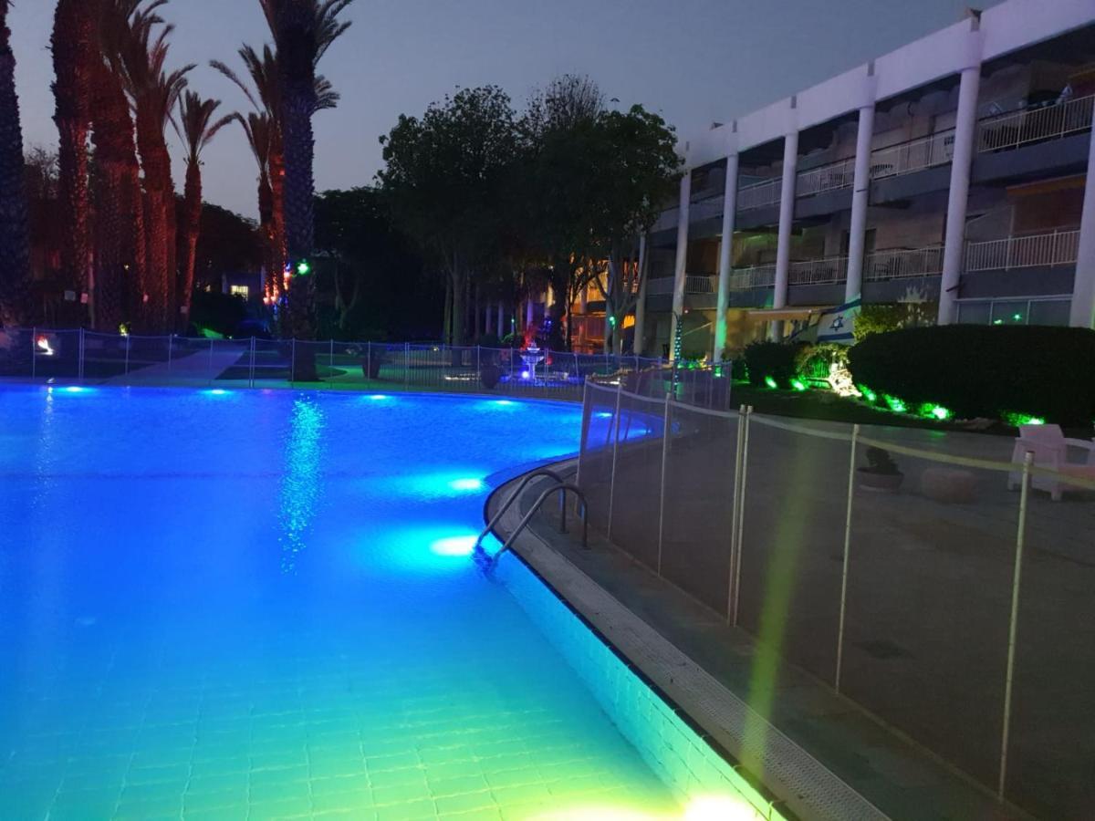 רויאל פארק1 Apartment Eilat Bagian luar foto
