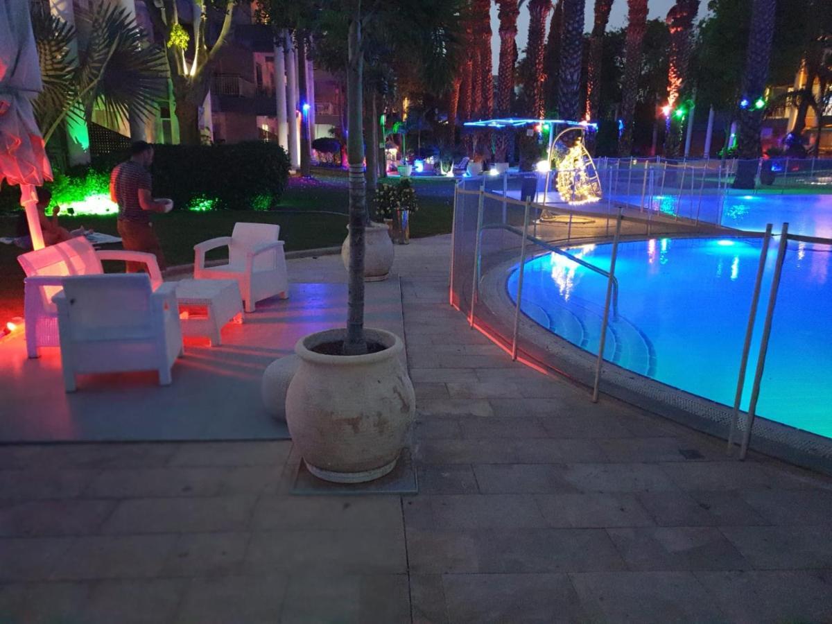רויאל פארק1 Apartment Eilat Bagian luar foto